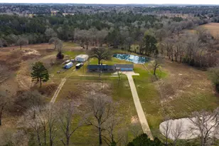 3662 Acr 359, Palestine, TX 75803 - Photo 1