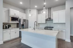 909 Heights Wy, Plano, TX 75075 - Photo 6