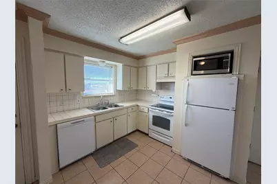 624 Botany Bay Drive, Dallas, TX 75211 - Photo 8