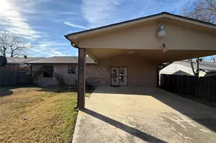 624 Botany Bay Dr, Dallas, TX 75211 - Photo 4