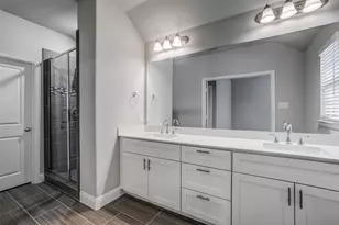 704 Reeves Ln, Plano, TX 75075 - Photo 18