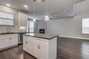 704 Reeves Ln, Plano, TX 75075 - Photo 14