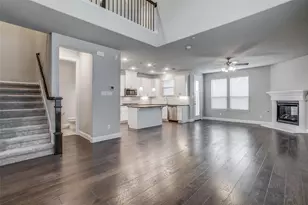 704 Reeves Ln, Plano, TX 75075 - Photo 4