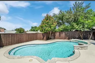 2926 Forest Hills Ln, Richardson, TX 75080 - Photo 2