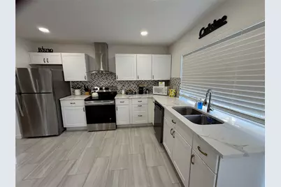 2926 Forest Hills Lane, Richardson, TX 75080 - Photo 10