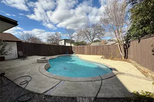 2926 Forest Hills Ln, Richardson, TX 75080 - Photo 2