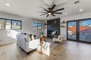 3719 Dutton Dr, Dallas, TX 75211 - Photo 6