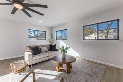 3719 Dutton Drive, Dallas, TX 75211 - Photo 12