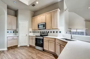 5924 Legend Ln, The Colony, TX 75056 - Photo 6