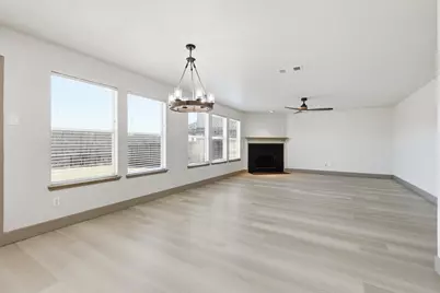 9140 Liberty Crossing Drive, Fort Worth, TX 76131 - Photo 12