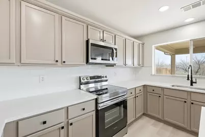 9140 Liberty Crossing Drive, Fort Worth, TX 76131 - Photo 16