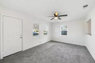 318 Methodist St, Red Oak, TX 75154 - Photo 4