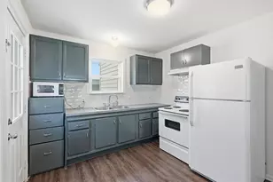 318 Methodist St, Red Oak, TX 75154 - Photo 6