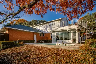 9630 Ravensway Drive, Dallas, TX 75238 - Photo 30