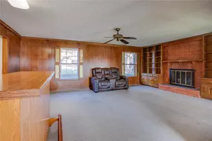 9630 Ravensway Dr, Dallas, TX 75238 - Photo 10