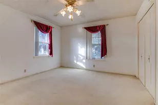 9630 Ravensway Dr, Dallas, TX 75238 - Photo 22