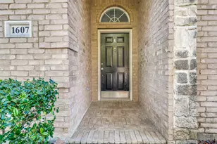 1607 Monte Carlo Dr, Mansfield, TX 76063 - Photo 2