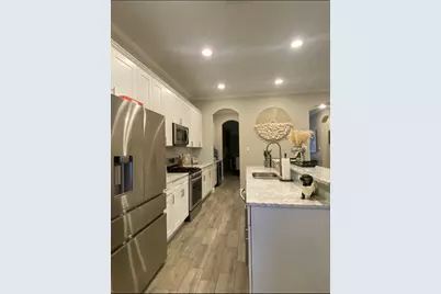 3526 Ivandell Avenue, Dallas, TX 75211 - Photo 6