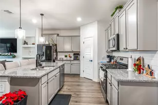 9716 Gooseneck Dr, Aubrey, TX 76227 - Photo 6