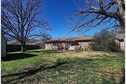 409 Nathan Street, Burleson, TX 76028 - Photo 6