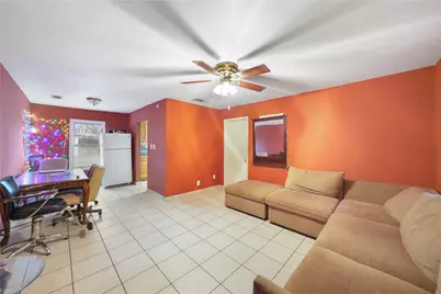 3906 Henderson Street, Greenville, TX 75401 - Photo 4