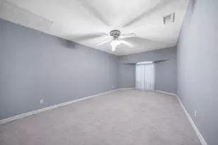 3906 Henderson St, Greenville, TX 75401 - Photo 8