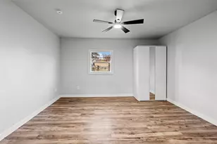 8423 Glen Regal Dr, Dallas, TX 75243 - Photo 16