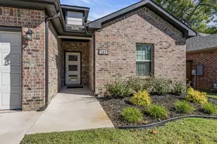 121 W Morton St, Denison, TX 75021 - Photo 4