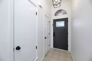 485 Ashley Ln, Roanoke, TX 76262 - Photo 4