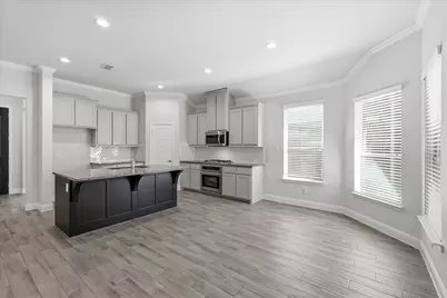 717 10th Street, Argyle, TX 76226 - Photo 2