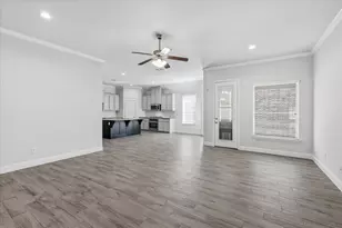 717 10th St, Argyle, TX 76226 - Photo 6