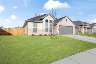 512 Courtney Dr, Sherman, TX 75092 - Photo 2