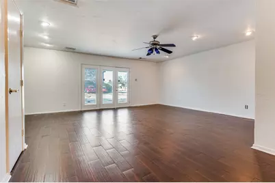 213 Sixpence Lane, Euless, TX 76039 - Photo 10