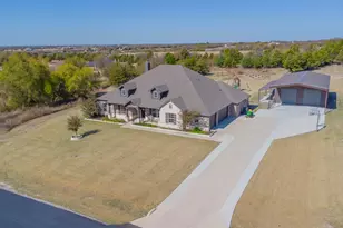 1059 Emilia Dr, Farmersville, TX 75442 - Photo 2