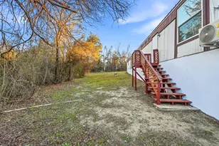 1309 Oakridge Rd, Azle, TX 76020 - Photo 20