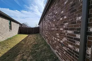 11132 Canyon Oak St, Aubrey, TX 76227 - Photo 6