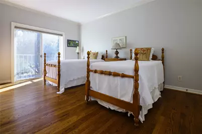 7 Glenchester Court, Dallas, TX 75225 - Photo 22