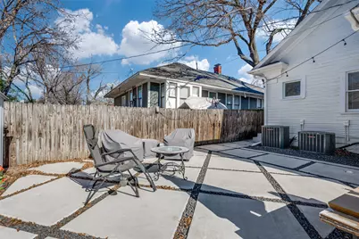 2020 College Avenue #A, Fort Worth, TX 76110 - Photo 12