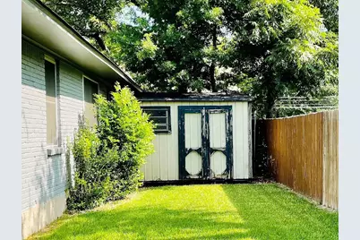 3152 Walnut Hill Lane, Dallas, TX 75229 - Photo 16