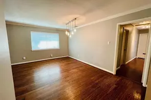 3152 Walnut Hill Ln, Dallas, TX 75229 - Photo 10