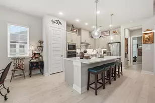 4729 Kings Garden Pkwy, Arlington, TX 76005 - Photo 4