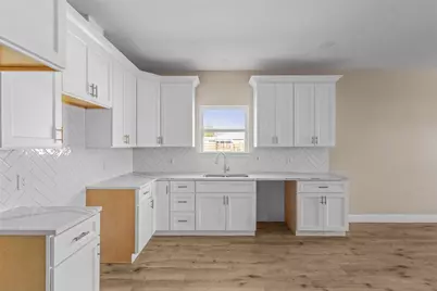 702 S 28th Street, Corsicana, TX 75110 - Photo 8