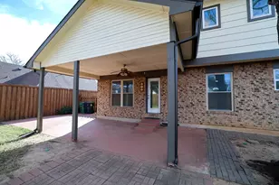 4905 Thorncliffe Dr, Arlington, TX 76016 - Photo 4