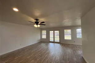 6415 Circo Dr, DeCordova, TX 76049 - Photo 6