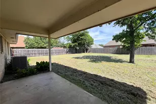 6415 Circo Dr, DeCordova, TX 76049 - Photo 18