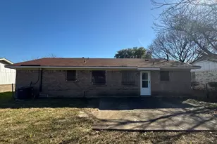 3707 Pacesetter Dr, Dallas, TX 75241 - Photo 16