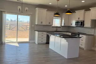 142 County Rd, Decatur, TX 76234 - Photo 8