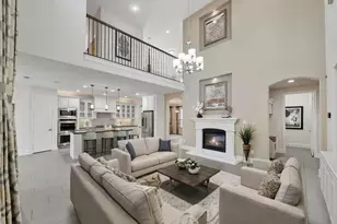 2805 Walnut Creek Ln, The Colony, TX 75056 - Photo 2