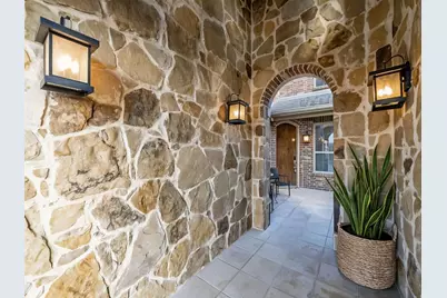 2805 Walnut Creek Lane, The Colony, TX 75056 - Photo 4