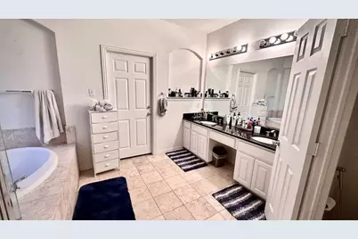 1237 Tioga Drive, Irving, TX 75063 - Photo 8